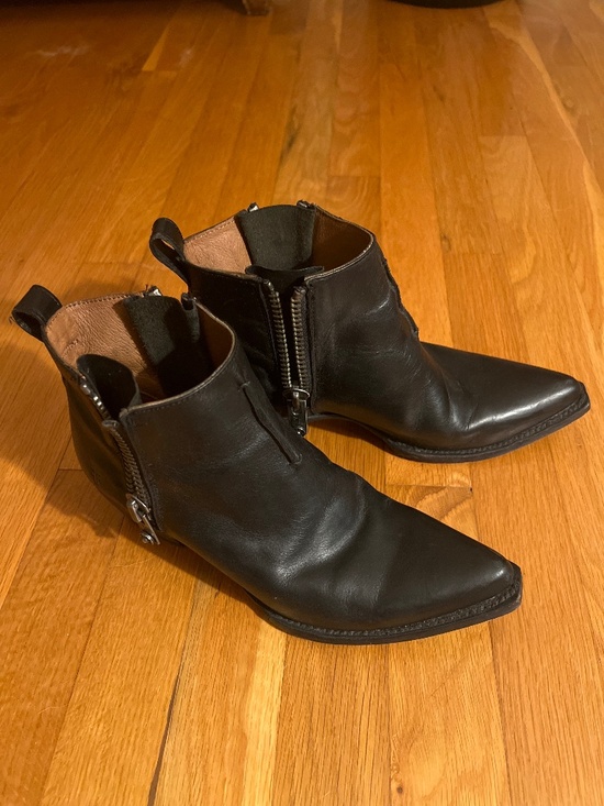 Frye Shoes - Frye Sasha Moto Shortie - black ankle boots/booties - size 6.5